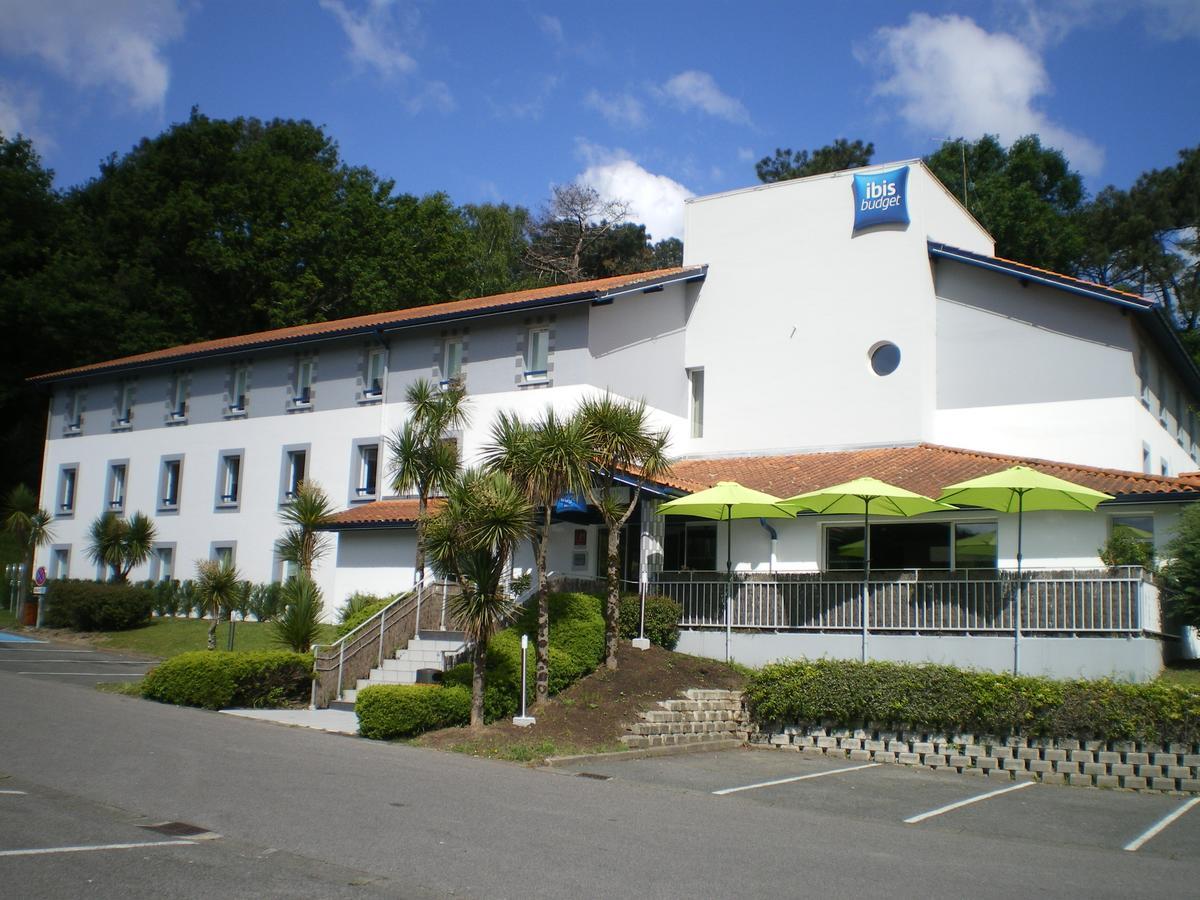 Ibis Budget Biarritz - Anglet Hotel Exterior photo